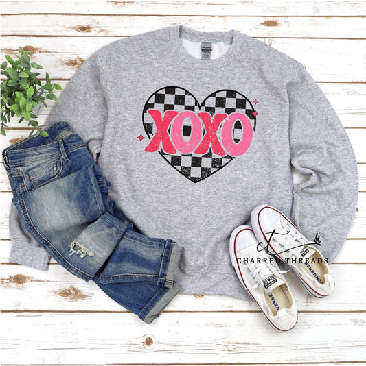 Retro Checkerboard Heart Valentine Crewneck Sweatshirt